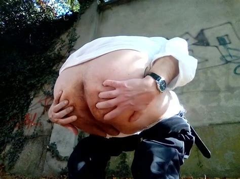 Kocalos Showing My Ass In A Public Park Xhamster