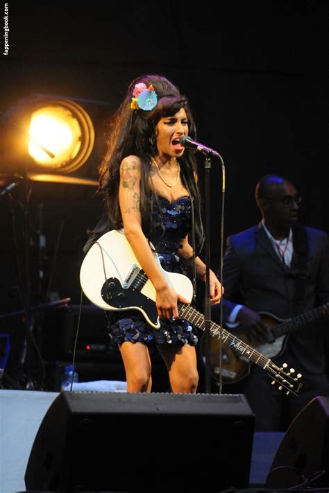 ᐅ Amy Winehouse Nude XWorldZ