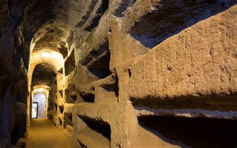 Book Roman Catacombs Admission Entrance Guided Tour