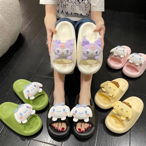 Botu 2023 Kawaii Sanrio Cinnamoroll Çocuklar Yaz Mağara Delik Sandalet