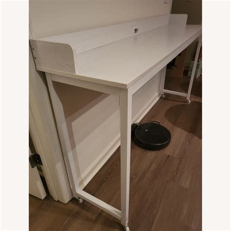White Overbed Desk Table Height Adjustable Aptdeco