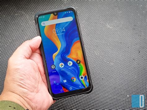 Umidigi BISON Review - This Monster Will Make You Like Big Phones