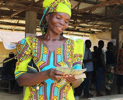 Sierra Leone’s Cash Crisis: An Opportunity to Promote Digital Payments
