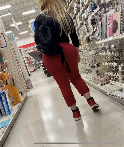 Huge Ass Bbl Latina In Red Sweats Ass Forum