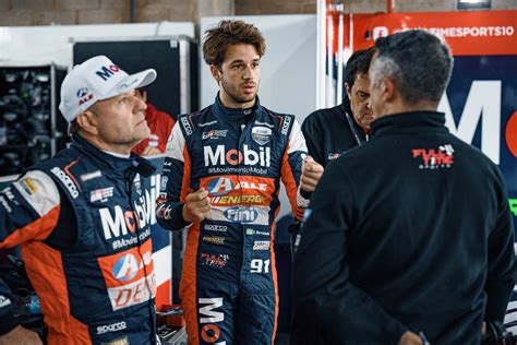 Dudu E Rubinho Barrichello Pilotos Da Equipe Mobil Full Time Sports