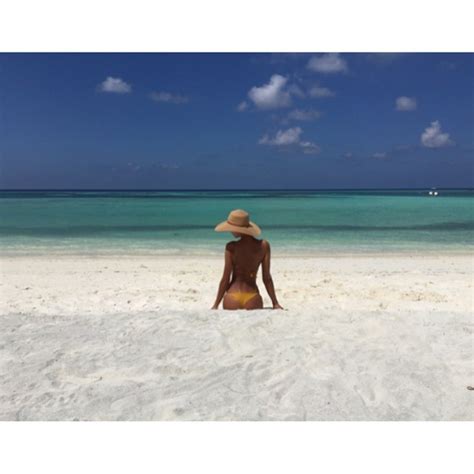 Irina Shayk Ass Bikini Drunkenstepfather