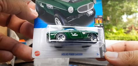 Inside The Hot Wheels Case B Mercedes Benz Sl Super Treasure Hunt Is Here Autoevolution