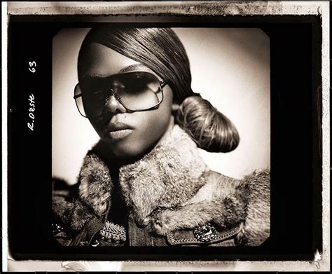 Lil Kim Uk Extra Rare Photo Lil Kim The Naked Truth Photo Shoot Outtake Shot By Roberto