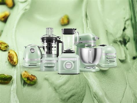 Pistachio A Dreamy Soft Pastel Green In Gloss