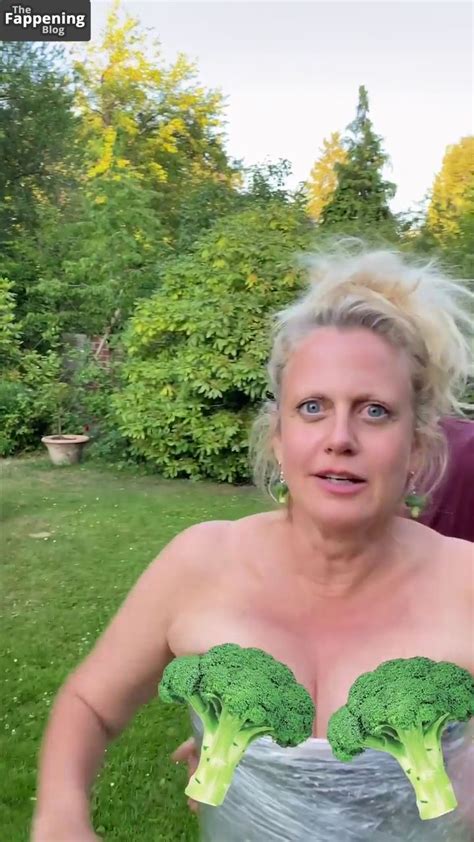 Barbara Schoeneberger Nude Sexy 6 Photos TheFappening