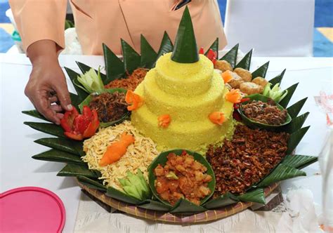 Catering Tumpeng Nasi Kuning Di Jakarta Barat Professional Halal F1 Country