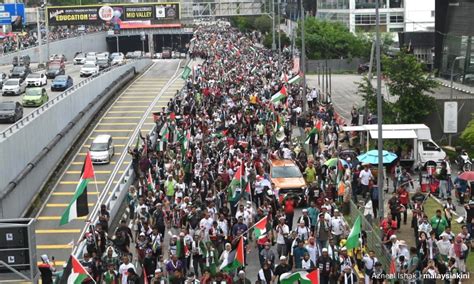 Solidariti Untuk Palestin Ribuan Berarak Ke Kedutaan As