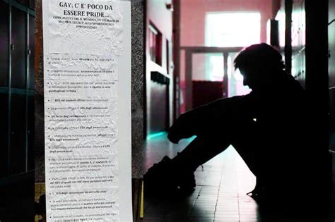 Milano Manifesto Omofobo Affisso In Un Liceo Mondo Infettato Dalle Malattie Dei Gay Gay It
