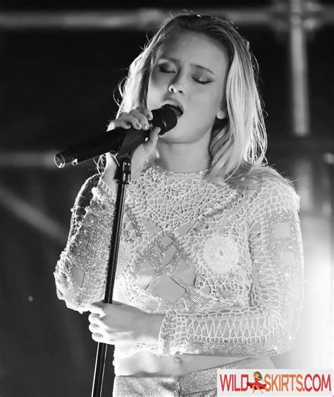 Zara Larsson Zaralarsson Nude Instagram Leaked Photo