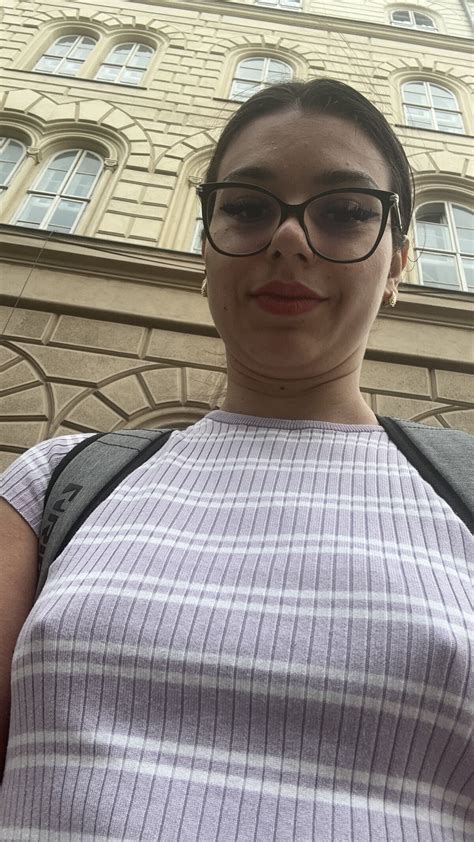 发现热门视频主播热搜推文 Rule34 If it Exists There is Live Porn of it Free Live Porn Cams