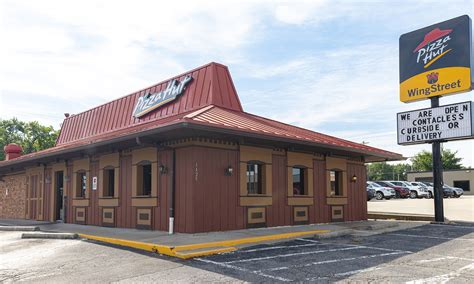 Pizza Hut Pizza And Italian Sedalia MO