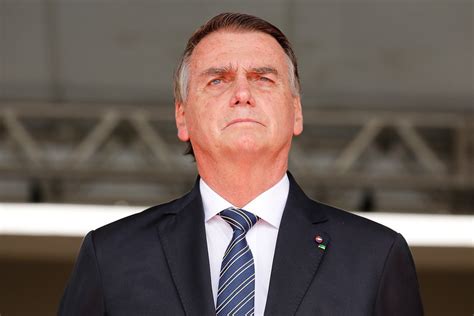 Brasil Sem Medo Em nota no Twitter Bolsonaro nega relação os