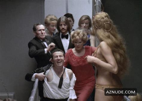 RAQUEL WELCH Nude AZNude