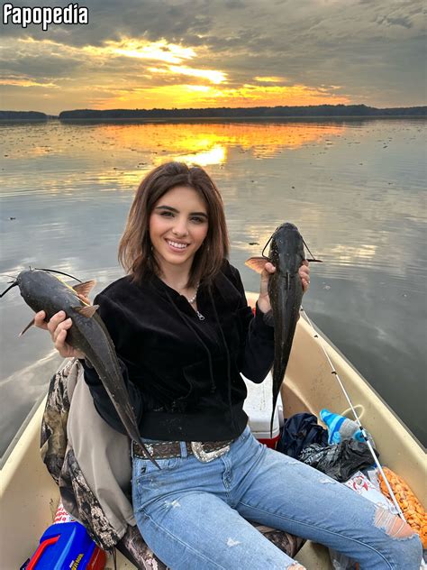 Chelsie Deville Nude Leaks Photo 4173117 Fapopedia