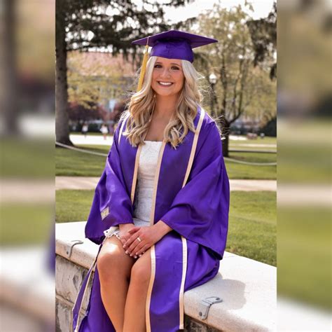 Corinne Downum on LinkedIn: #graduation2021 #jmu
