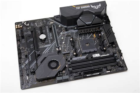 PC Ekspert - Hardware EZine - ASUS TUF Gaming X570-PLUS WiFi recenzija