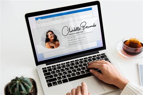 How To Add Your Signature in Outlook (Plus Examples) - EdRater