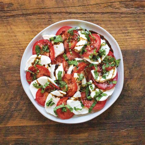 Classic Caprese Salad Recipe Olivelle The Art Of Flavor® Olivelle