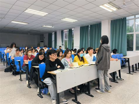 管理学院：团总支第四届第十七次全体大会 管理学院 滁州职业技术学院