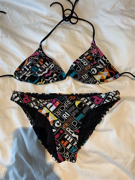 Ripcurl Black Patterned Bikini Women S Fashion Swimwear Bikinis Swimsuits On Carousell