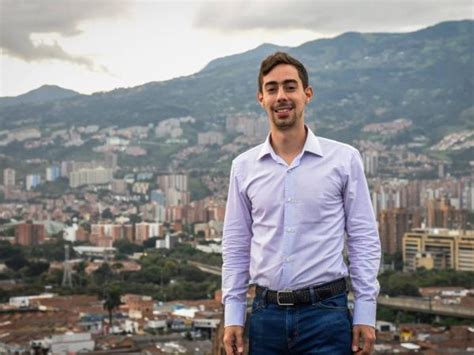 Daniel Quintero Renuncia A La Alcaldía De Medellín Estas Son Sus Razones Regiones Economía