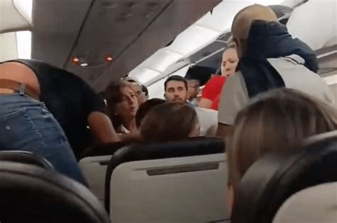 Passengers Scream As Plane Hits Strong Turbulence From Tropical Storm