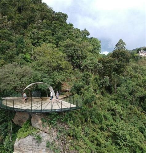 Mirante em Campos do Jordão tem vista de 180 da Serra da Mantiqueira