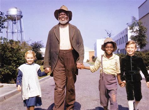 The cast of "The Song of the South" take a stroll on the Disney Studio ...