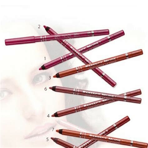 Perfect Nude Moisturising Lip Pencil N Impress Esteem