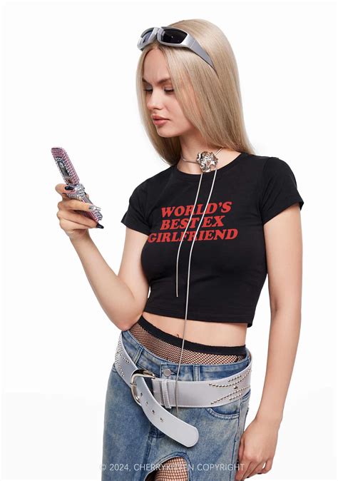Y2K Inspired Outfits for Females - The Ultimate Guide