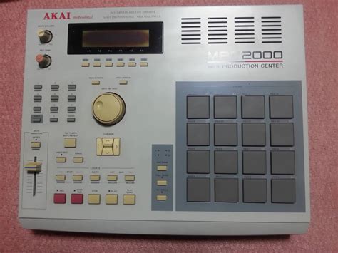 Akai Mpc 2000 ジャンク コンセントなしサンプラー｜売買されたオークション情報、yahooの商品情報をアーカイブ公開