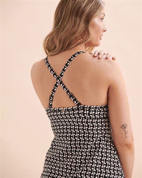 TURQUOISE COUTURE Black Geometric Crossed Tankini Top Black Geometric Bikini Village