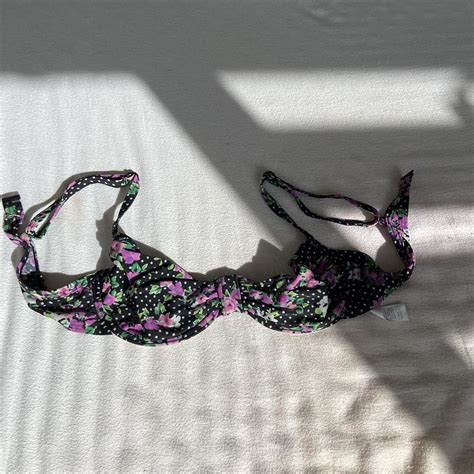 Cute Floral Underwires Bikini Top Size Depop