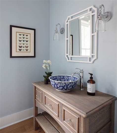 Benjamin Moore Iceberg Blue