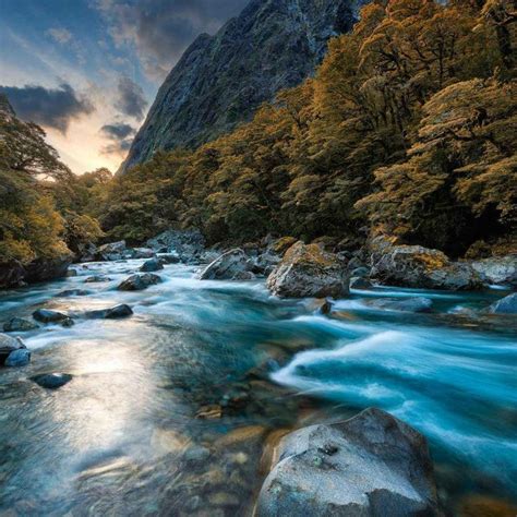 Fiordland National Park in New Zealand - 1.2 million hectares of ...