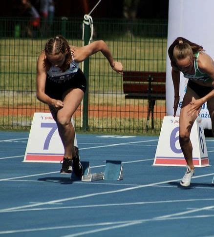 Pin Di Michelle Desiree Balderas Su Ejercicio Atletica