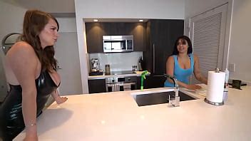 2 Femdoms Disciplinan A La Criada Parte 2 XVIDEOS