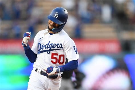 Los Angeles Dodgers Mookie Betts Powers His Way To Top Of This