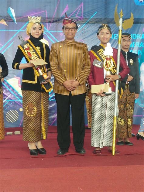 Hari Kartini Sman Srengat Sma Negeri Srengat