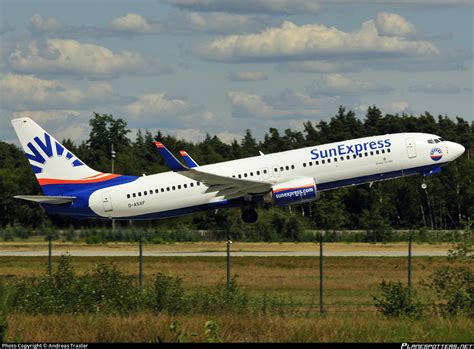 D ASXF SunExpress Germany Boeing 737 8AS WL Photo By Andreas Traxler