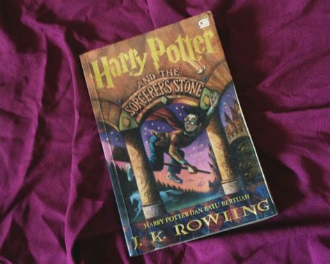 Harry Potter Dan Batu Bertuah Buku Alat Tulis Buku Di Carousell