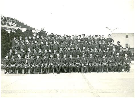 Photo de classe Promo chemin de la vie de 1961 Ecole De Métiers