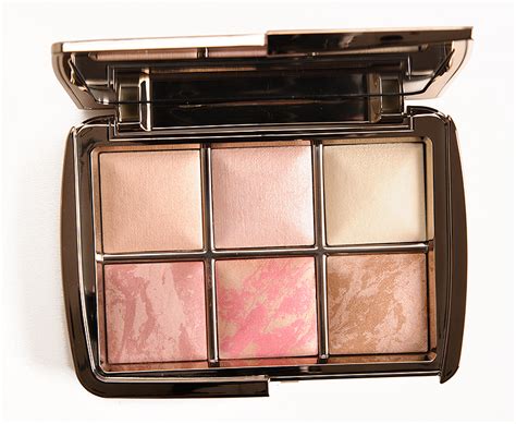 Hourglass Ambient Lighting Powder Palette Review | Shelly Lighting