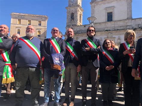 San Cataldo Il Sindaco Comparato Scesi In Piazza Per Ribadire La