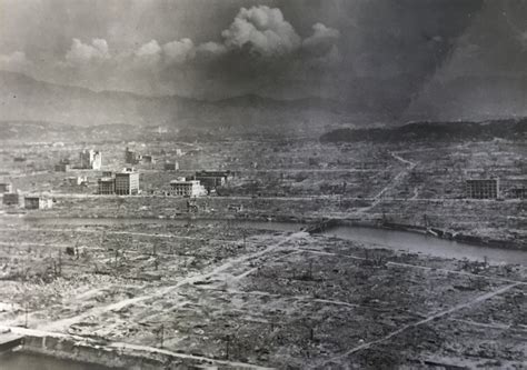 原爆写真：「効果」説明の24枚 米から広島に寄贈へ [写真特集1/24] | 毎日新聞